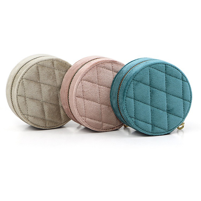 Round Diamond Velvet Travel Je - Accessories Travel Jewelry Box review and price