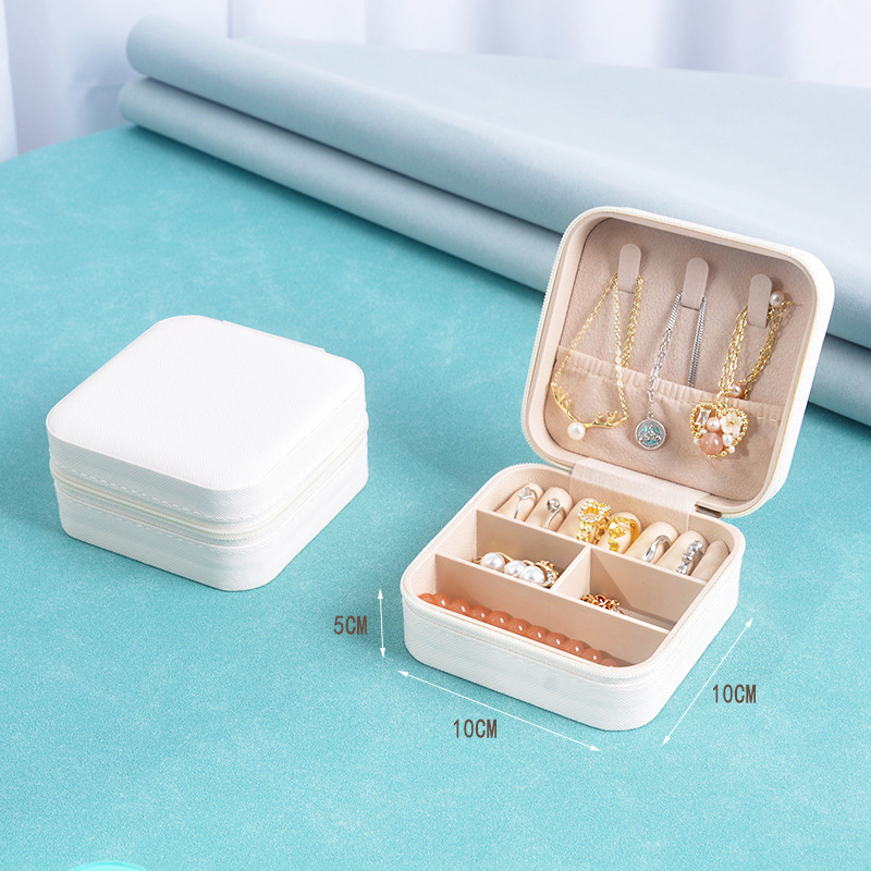 Colorful Simple Convenient Jew - Accessories Travel Jewelry Box review and price